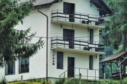 Cabana Fram Vârtop - Aventura în mijlocul Naturii